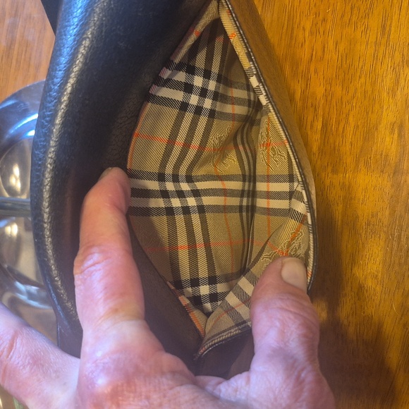 EUC BURBERRY BUNDLE BAG & WALLET - Picture 8 of 16